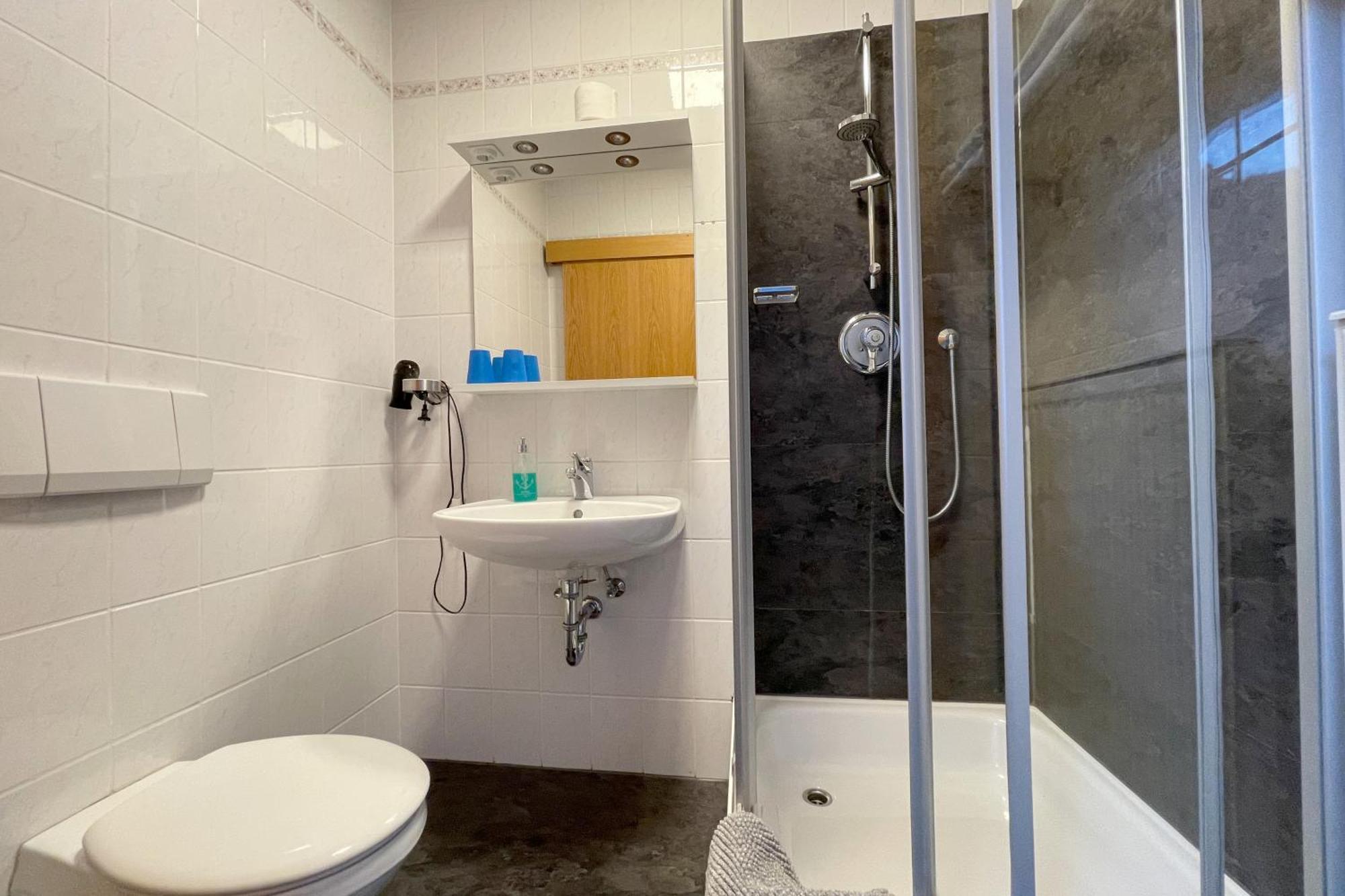 מאינינגן Hotel Wolke מראה חיצוני תמונה