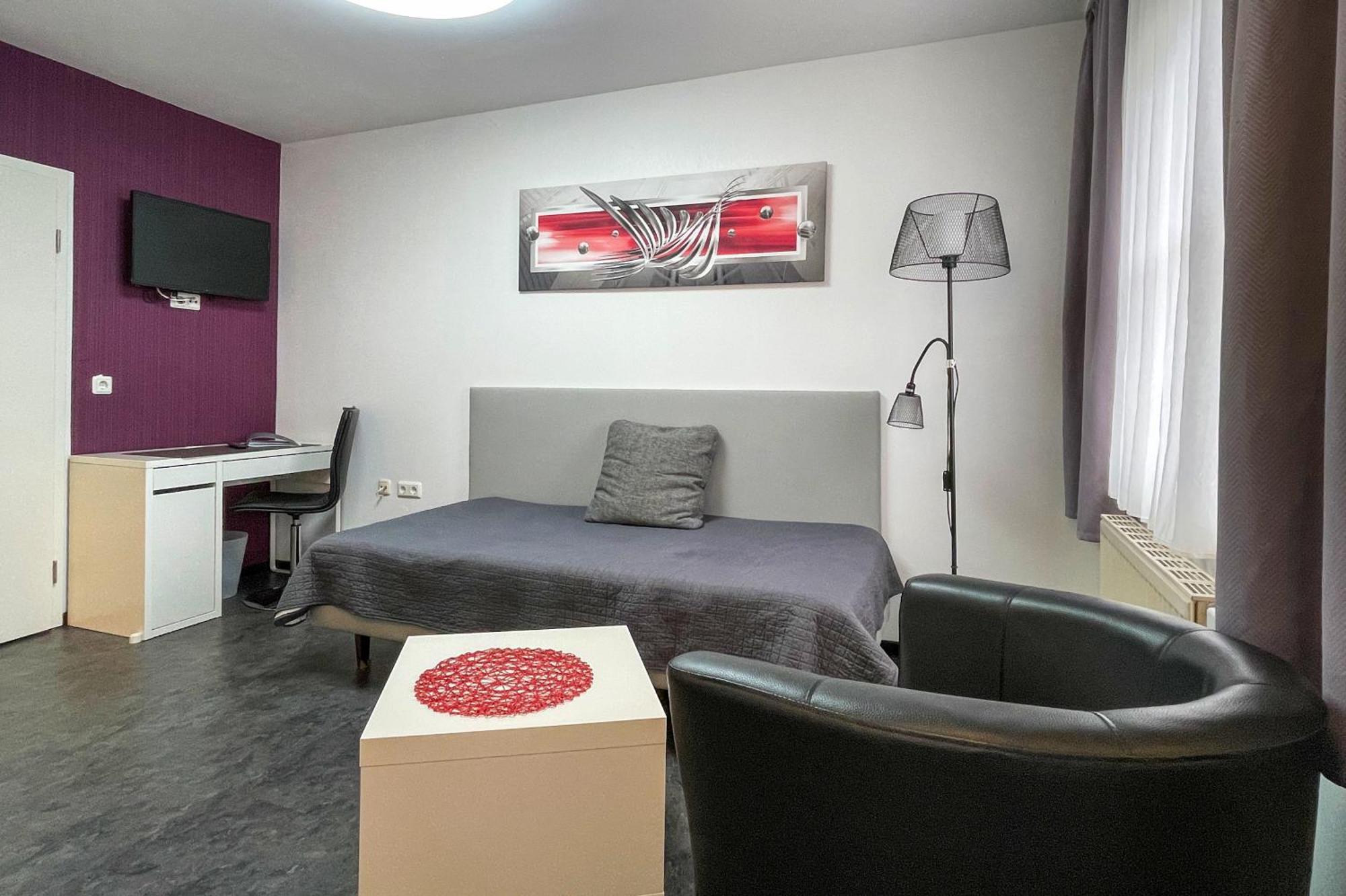 מאינינגן Hotel Wolke מראה חיצוני תמונה