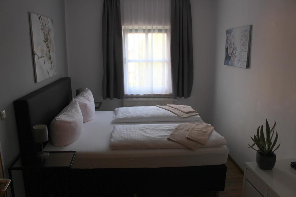 מאינינגן Hotel Wolke מראה חיצוני תמונה