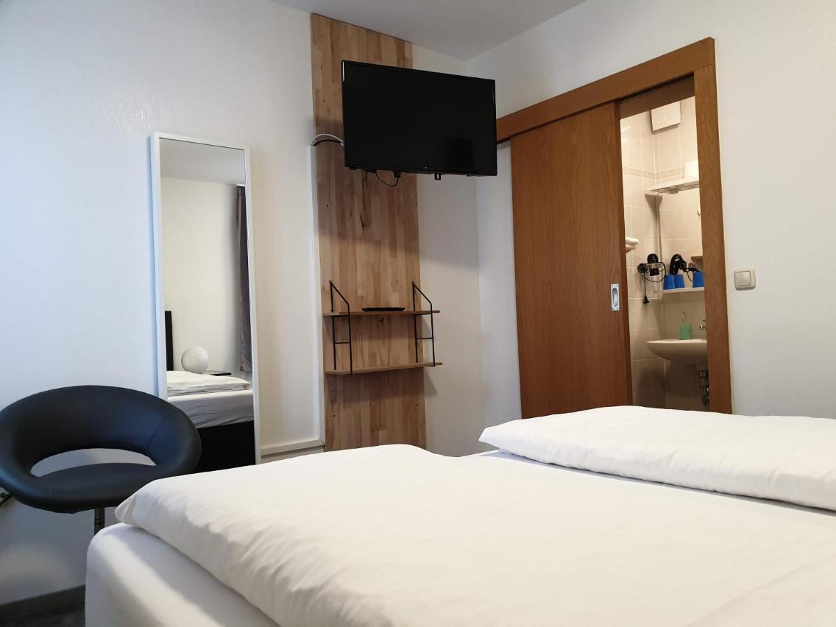 מאינינגן Hotel Wolke מראה חיצוני תמונה